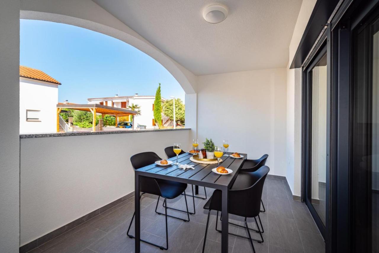 Villa Marta Mandre Luaran gambar